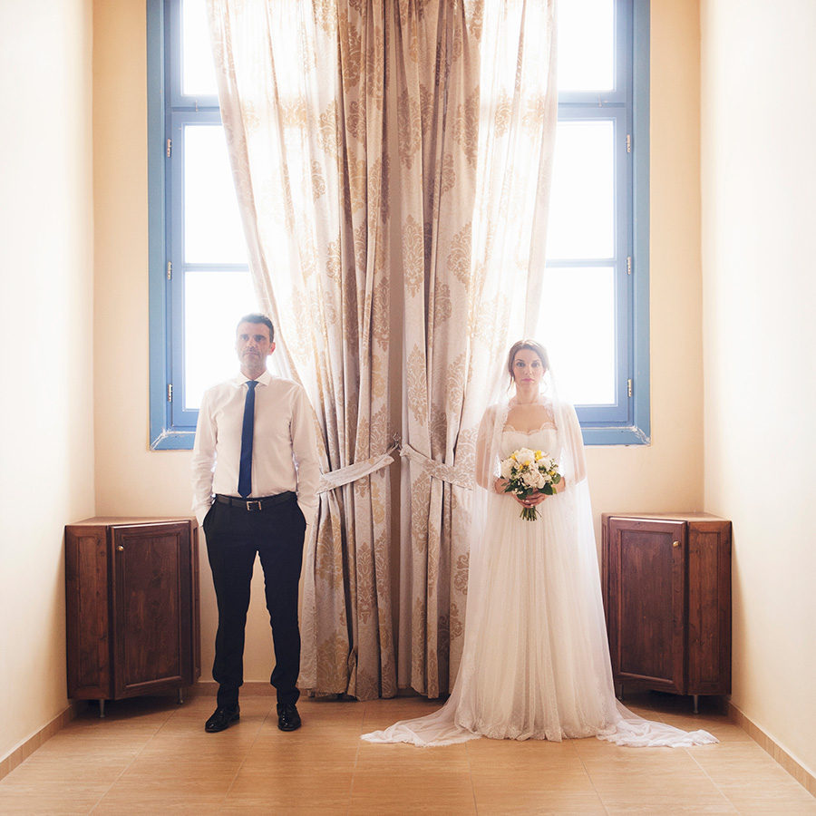 Mansion in Kampos. Wedding Photoshooting. Bride's and Groom's portrait. greek wedding . Chios , Greece. greek island. Couple photoshooting. Love and married. Alepa Katerina . Layer Photography