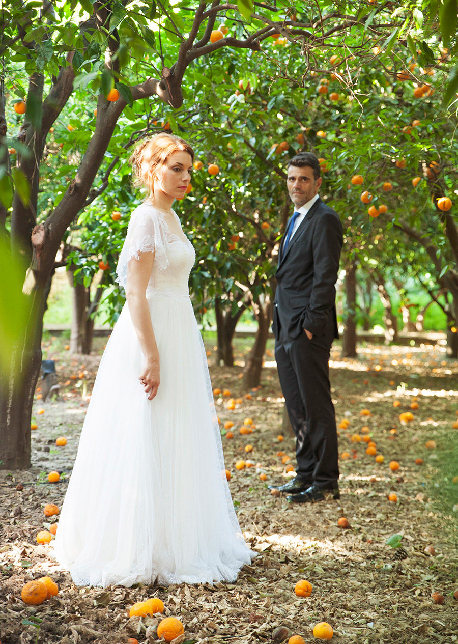 Wedding Photoshooting. orange trees. Bride's and Groom's portrait. Riziko. greek wedding . Chios , Greece. greek island. Couple photoshooting. Love and married. Alepa Katerina . Layer Photography