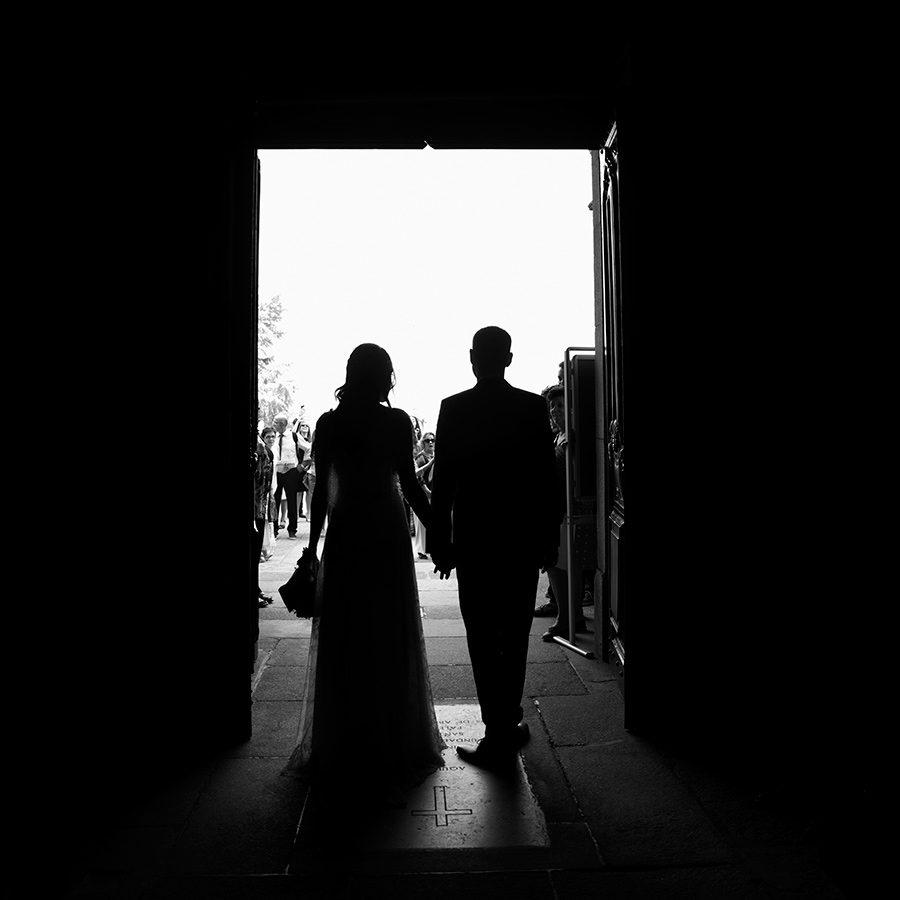 Couple vintage silhouettes.Their married. Friends, happiness. Couple, Groom and Bride.Santuário de Nossa Senhora dos Remédios, Shrine of Our Lady of Remedies